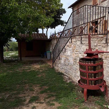 דירה Casale Di Carsulae *