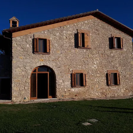 דירה Casale Di Carsulae *